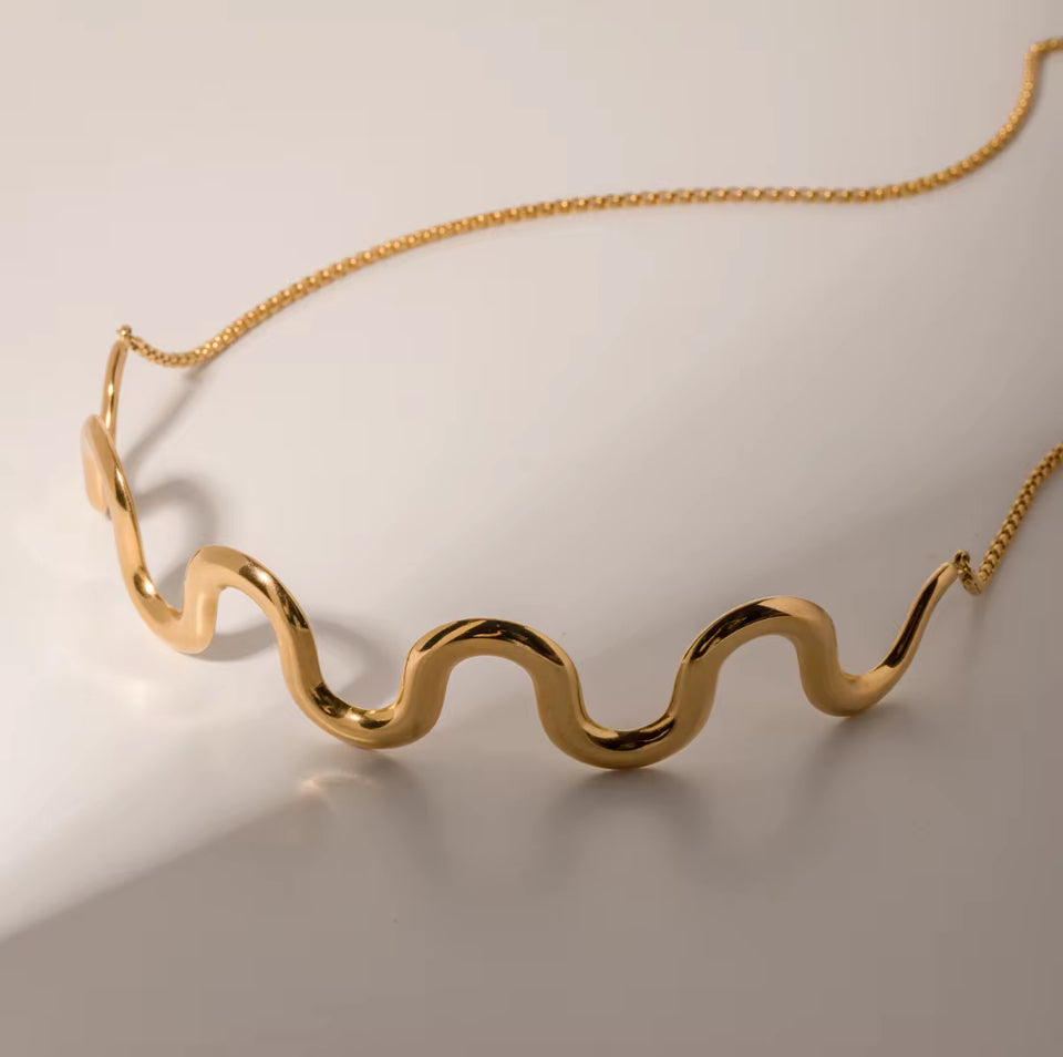 Balance Necklace